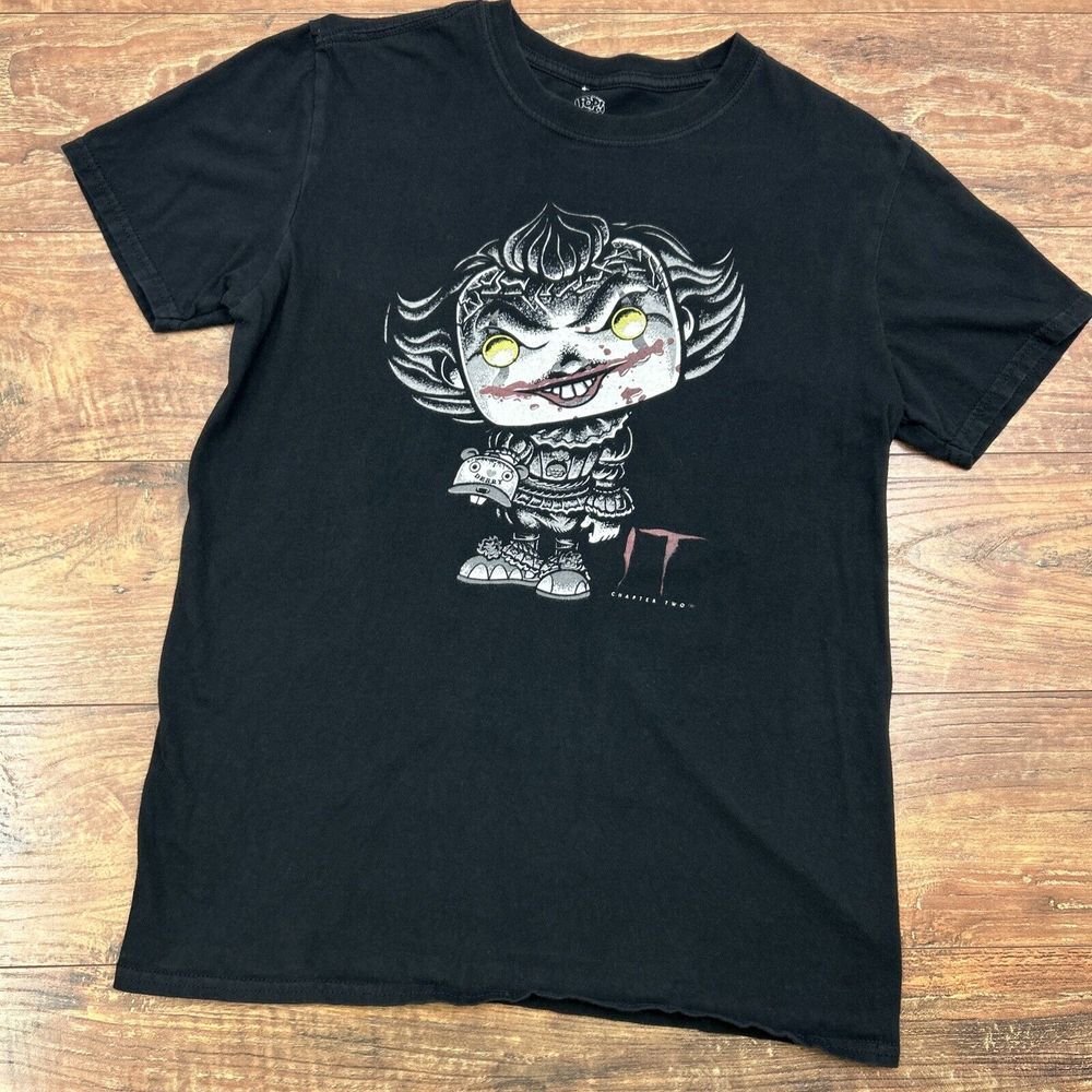 IT CHAPTER 2 PENNYWISE THE CLOWN Funko Pop Tee T shirt‎ Size Medium Adult